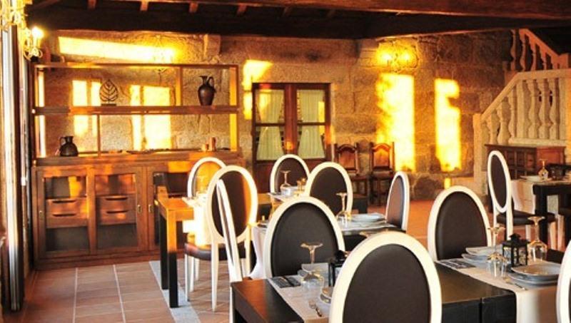 O Paxareco De Ay Hotell Meis Exteriör bild