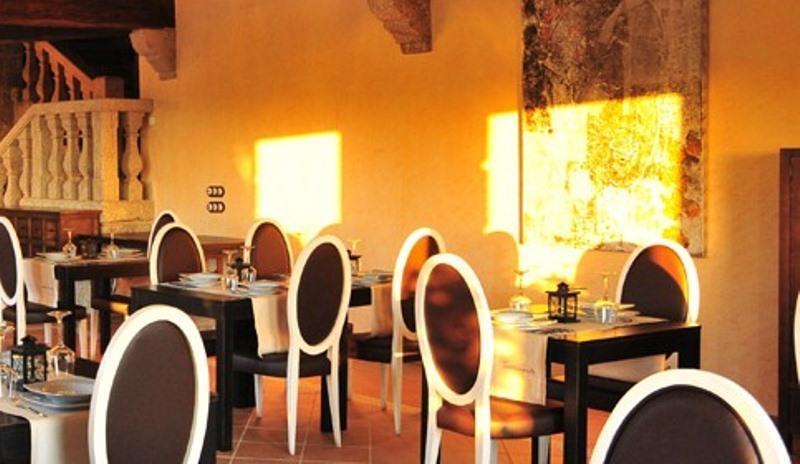 O Paxareco De Ay Hotell Meis Exteriör bild