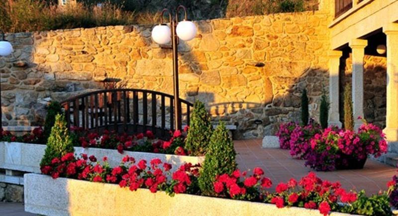 O Paxareco De Ay Hotell Meis Exteriör bild